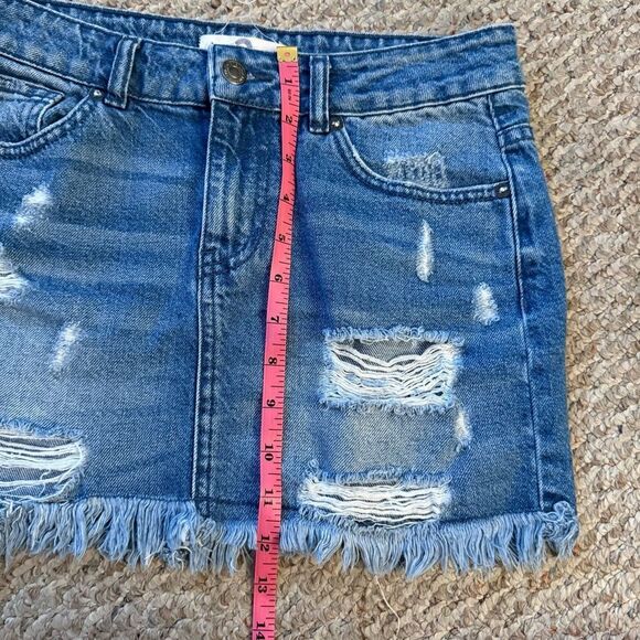 Free People We the Free Out Of The Ordinary Denim Distressed Mini Skirt- Size 2 - Picture 8 of 10